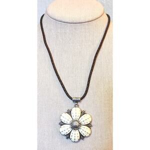 BRIGHTON Retired Safari Flower Collection Pendant Braided Leather Necklace